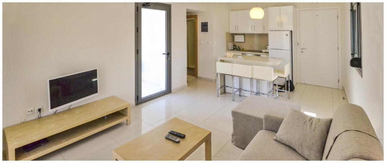 Potideon Bay Luxury Apartments Karpathos Exterior foto